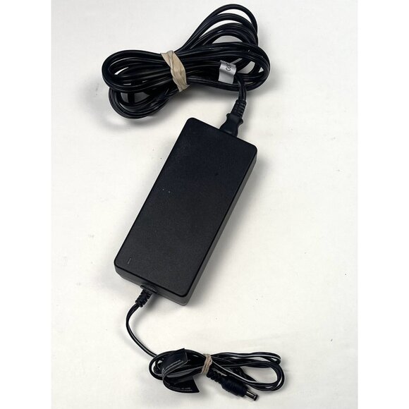 OEM ARRIS ADP-36LR A AC Adapter Power Supply 236-0362050 12V 3A 36W Cord EUC - Picture 1 of 3